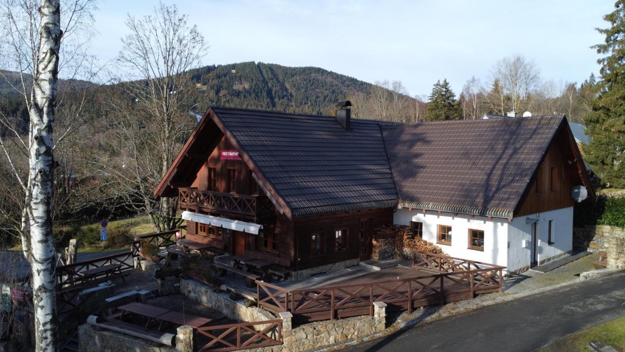 Penzion Avalanche Železná Ruda Екстериор снимка